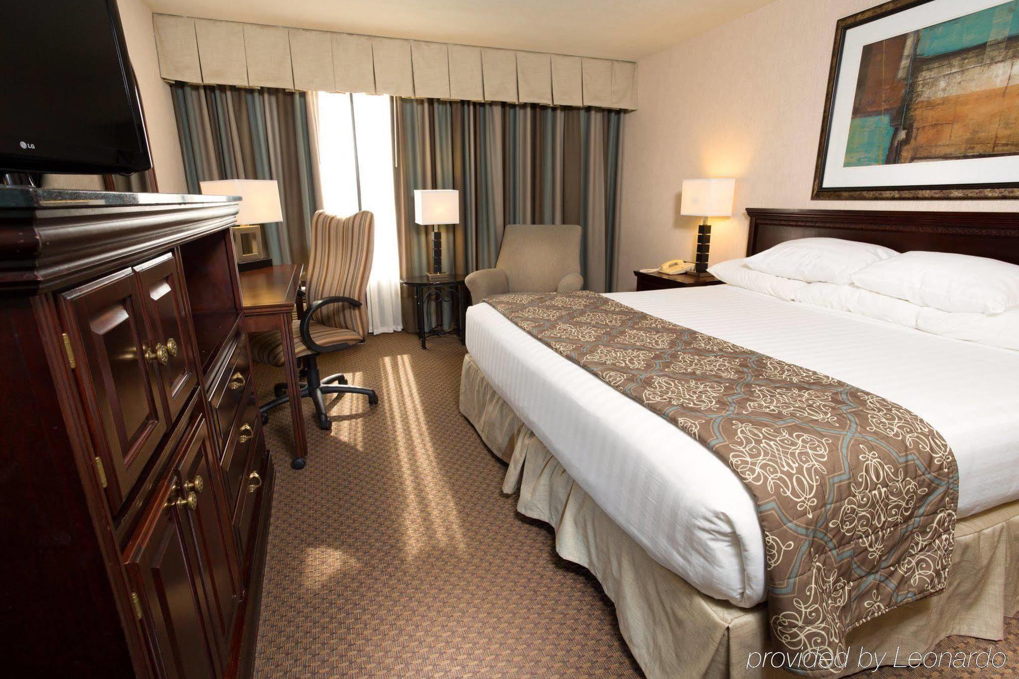 Drury Inn & Suites Overland Park Esterno foto