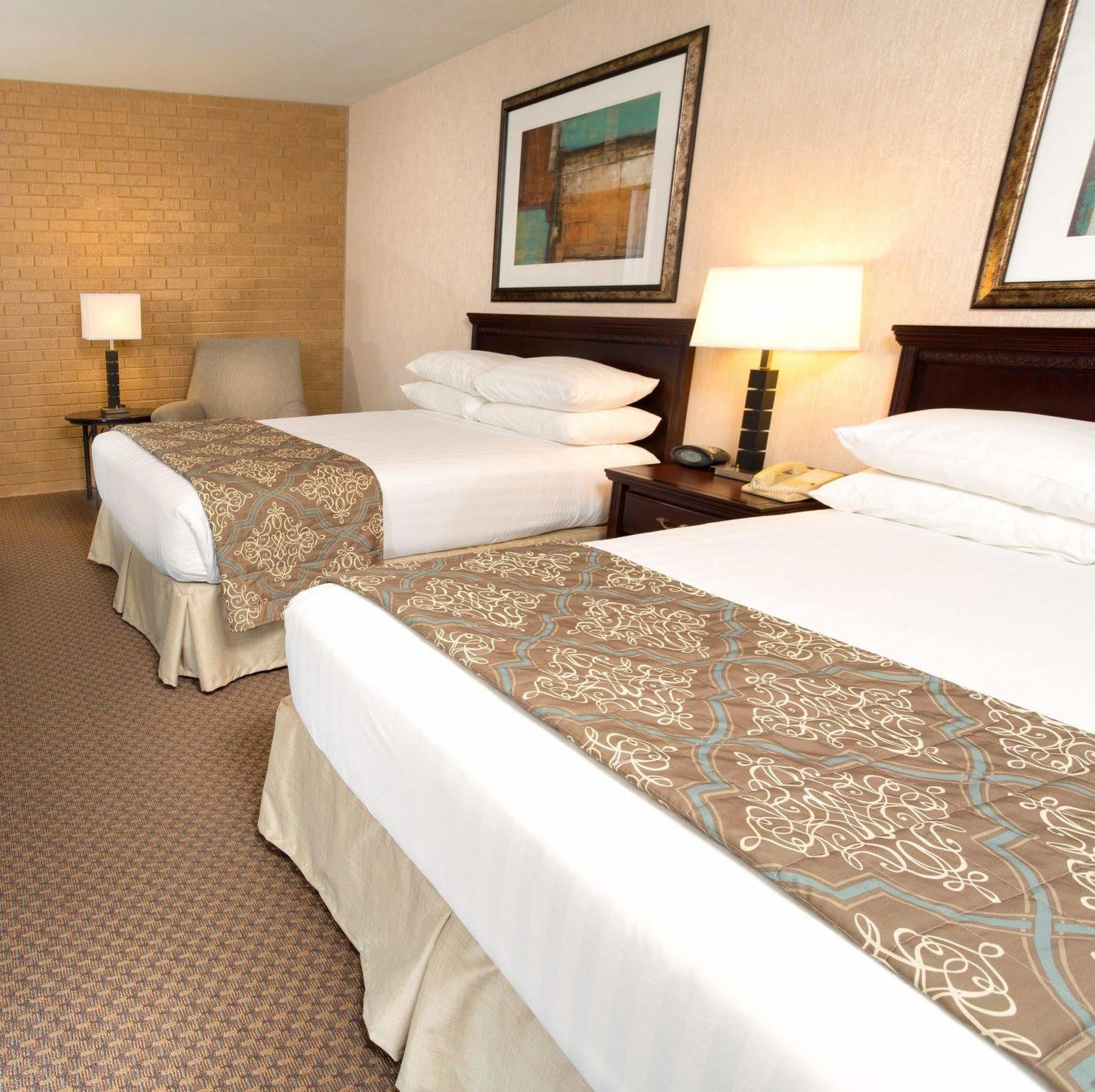 Drury Inn & Suites Overland Park Esterno foto